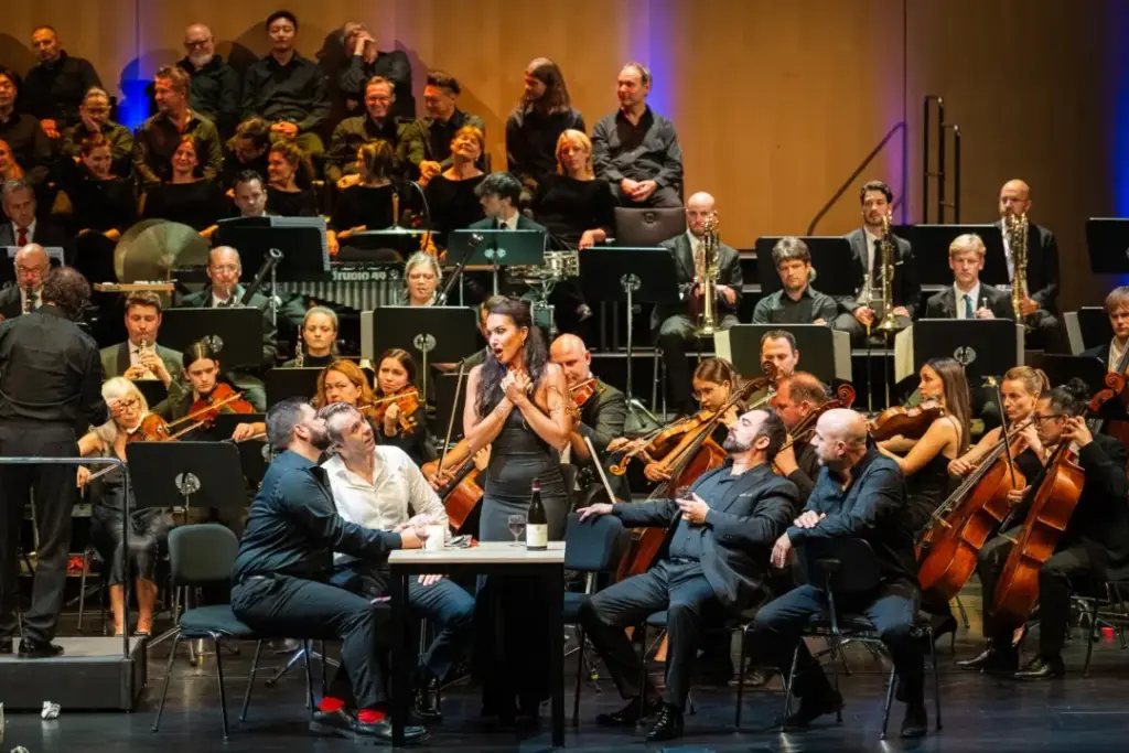 Dramatic Rescue at the Baden-Baden Festival: How an Impromptu Audience Member Saved Puccini’s La Bohème