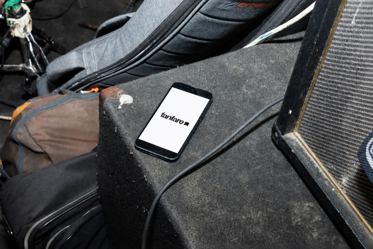 The Independent Renaissance: UK Startup Fanfare Launches Dedicated Physical Music and Merchandise Charts to Reshape Artist Metrics