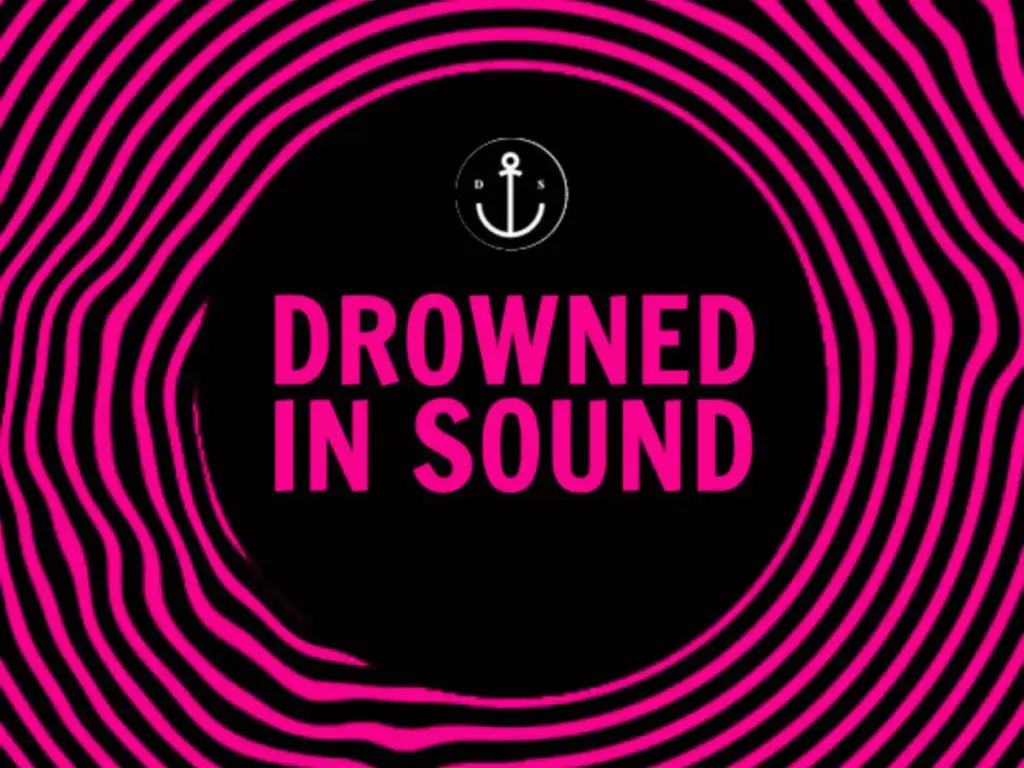 A Bold Print Revival: Drowned in Sound and Music Venue Trust Team Up to Launch ‘Shownotes’ Magazine