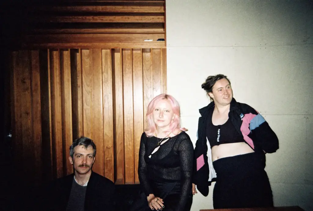 M(h)aol Deconstructs Modern Hypocrisy and Wellness Culture with Cutting New Single "Scam Manifesto"