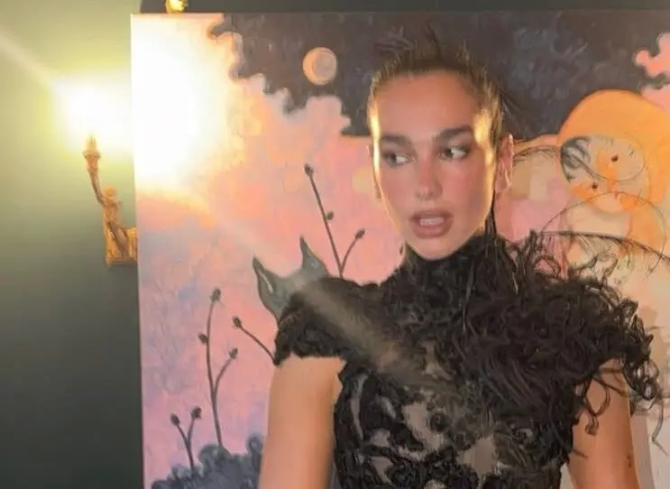 Pop Royalty Meets High Culture: Dua Lipa Fulfills Her Operatic Dream at Teatro alla Scala’s Opening Night of ‘La Traviata’