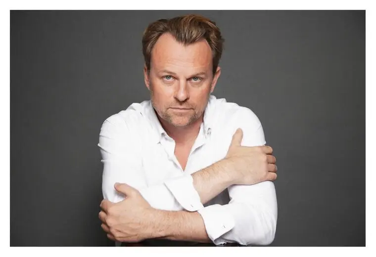 Strategic Partnership and Artistic Asccent: Tenor Magnus Vigilius Signs with ARSIS Artists for General Management