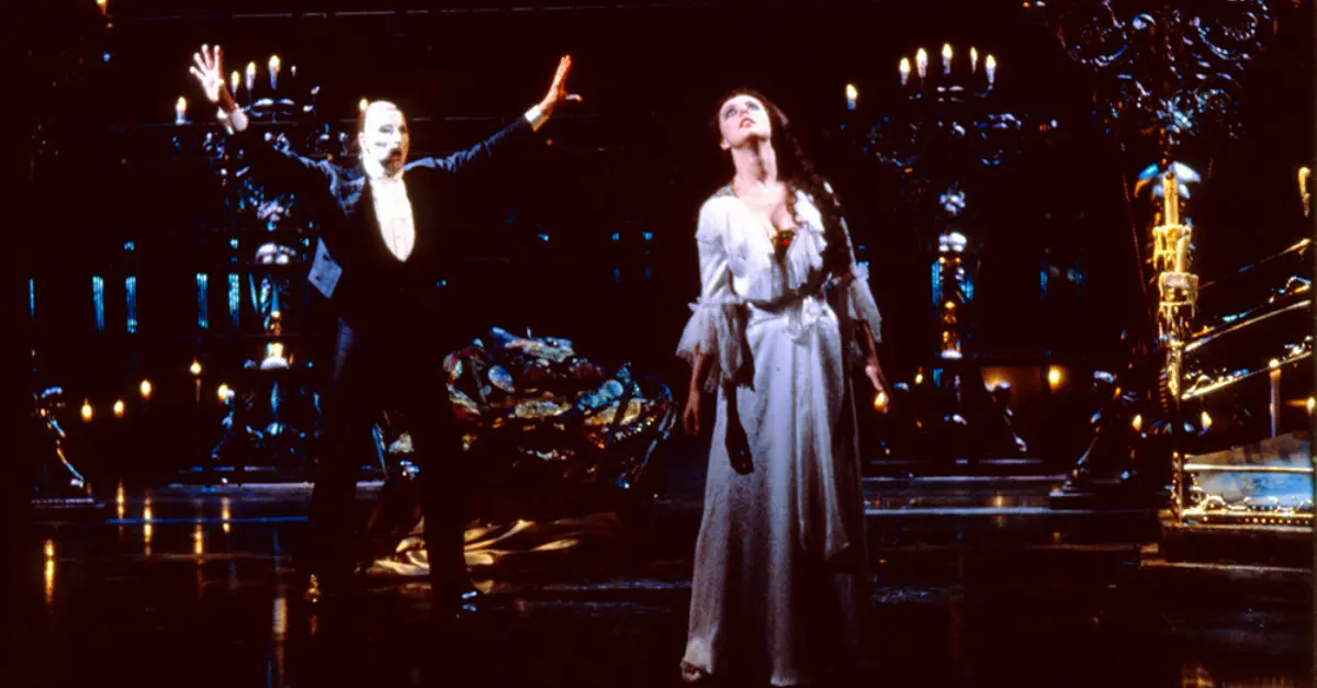 The Great White Way’s Ironclads: A Definitive Retrospective and Comprehensive Analysis of Broadway’s Longest-Running Shows