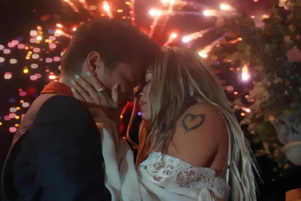 The Pop Culture Triangle: Unraveling the Playful Rivalry Between Drake, Karol G, and Bruno Mars